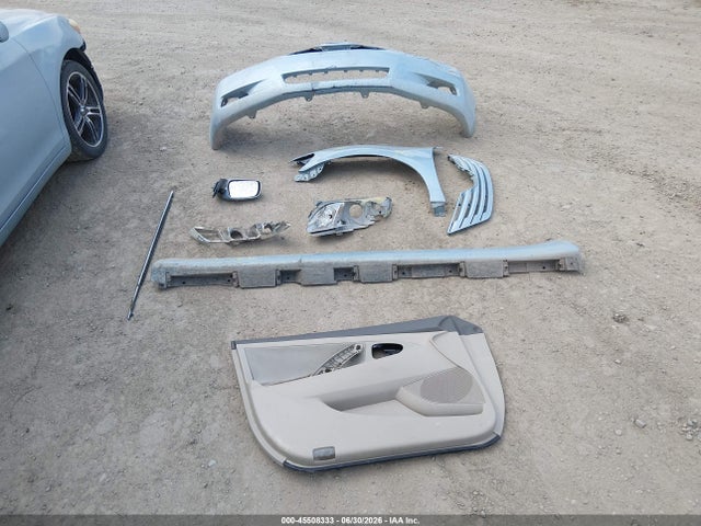 2009 Toyota CAMRY LE thumbnail 12