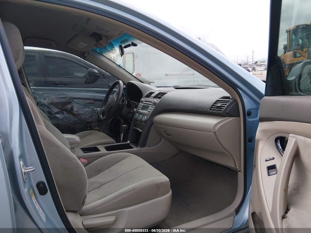 2009 Toyota CAMRY LE photo 5