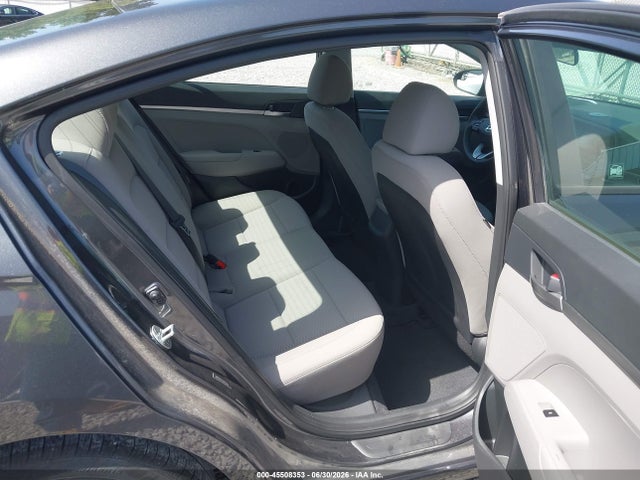 صورة 8 لـ 2020 Hyundai ELANTRA SE
