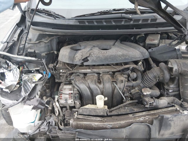 صورة 10 لـ 2014 Hyundai ELANTRA SE