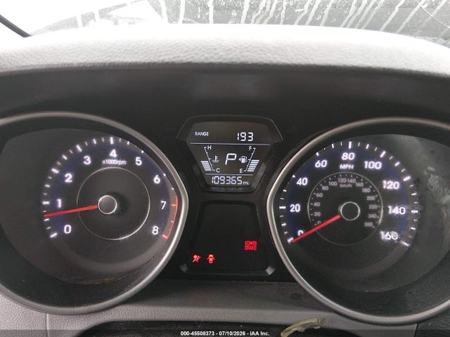 صورة 7 لـ 2014 Hyundai ELANTRA SE