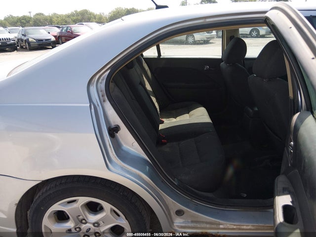2011 FORD FUSION SE 照片 8