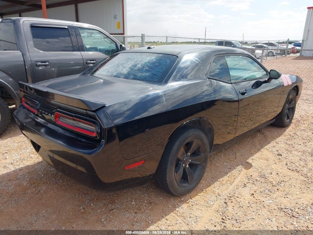 2015 Dodge CHALLENGER SXT 照片 4