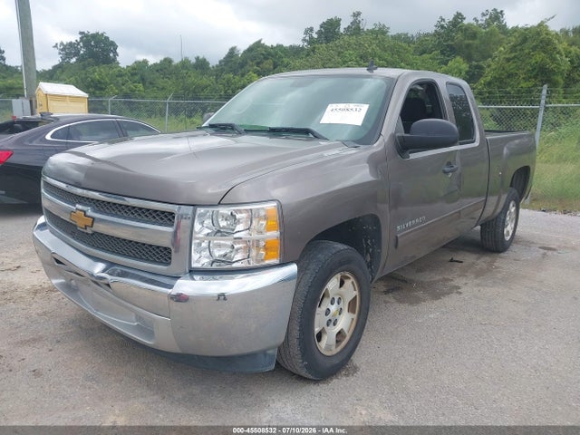 2012 Chevrolet SILVERADO 1500 LT 照片 2