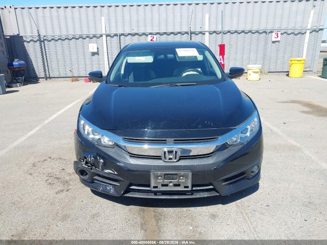 2018 Honda CIVIC EX-T — миниатюра 12
