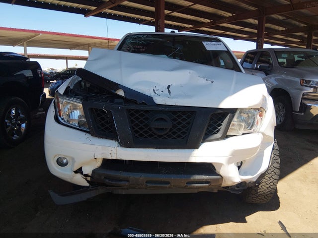 2019 Nissan FRONTIER PRO-4X thumbnail 12
