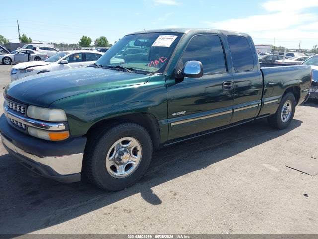 2002 Chevrolet SILVERADO 1500 LS 照片 2