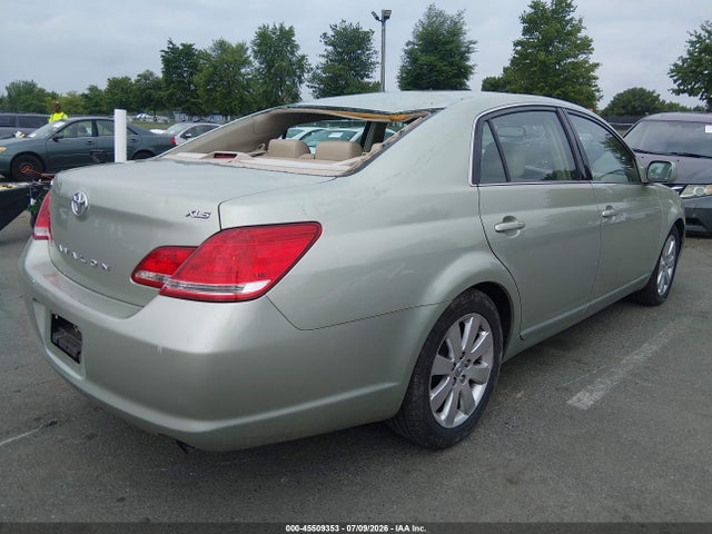 2006 Toyota AVALON XLS photo 4