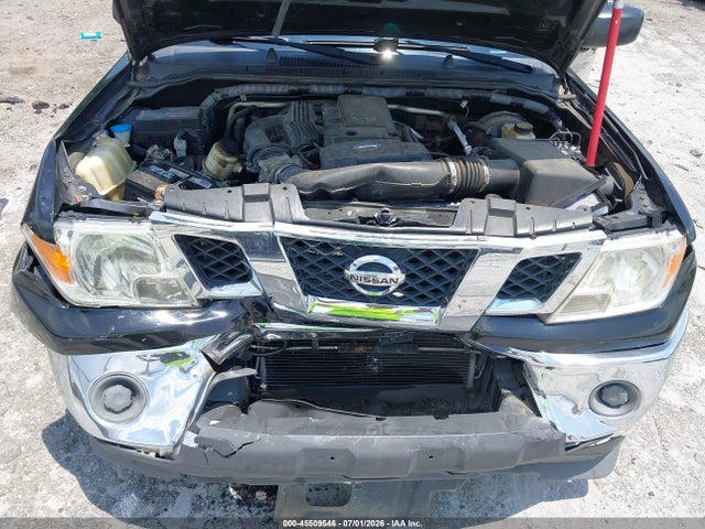 2011 Nissan FRONTIER SV photo 10