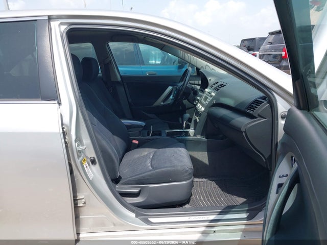 صورة 5 لـ 2010 Toyota CAMRY SE