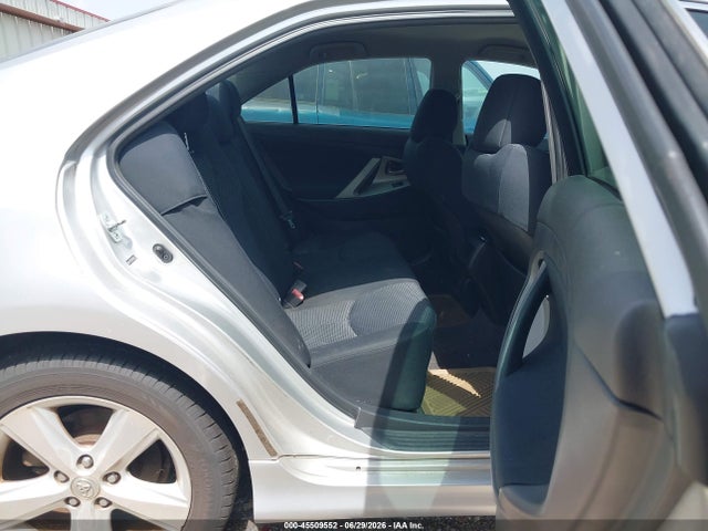 صورة 8 لـ 2010 Toyota CAMRY SE