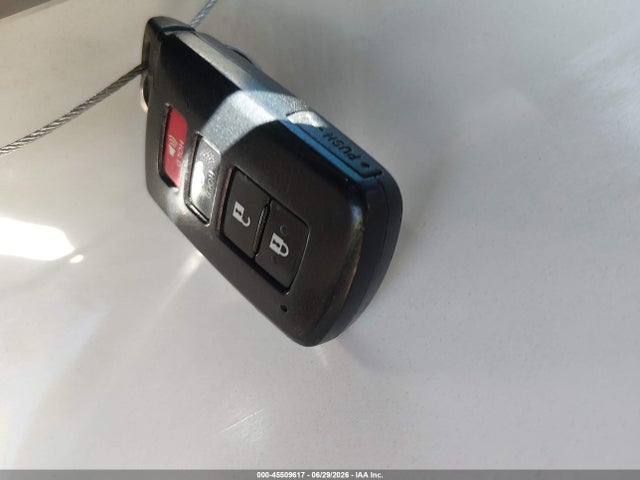 صورة مصغرة 11 لـ 2014 Toyota CAMRY HYBRID XLE