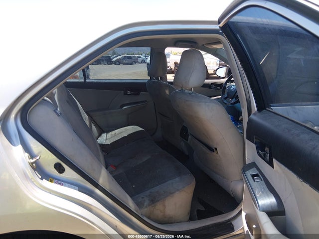 2014 Toyota CAMRY HYBRID XLE photo 8