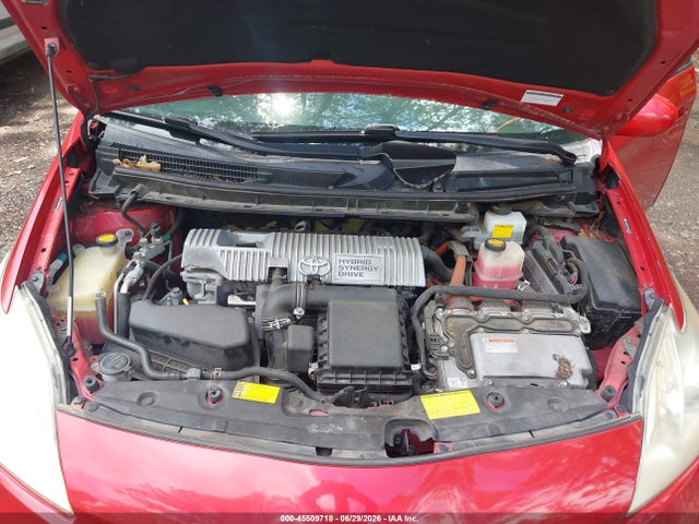 صورة 10 لـ 2012 Toyota PRIUS FOUR