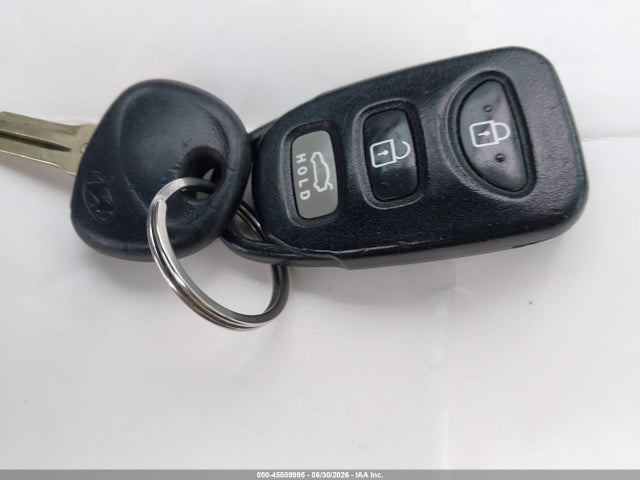 2013 Hyundai ELANTRA GLS — фото 11