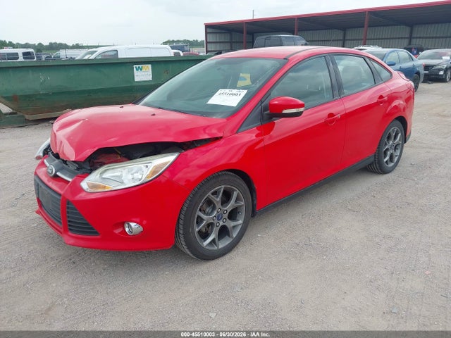 2013 FORD FOCUS SE photo 2