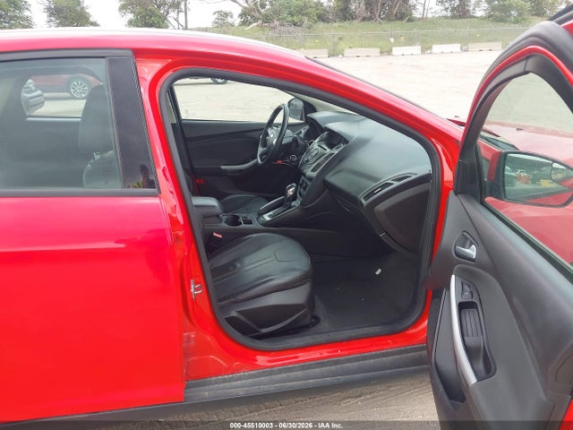 2013 FORD FOCUS SE photo 5