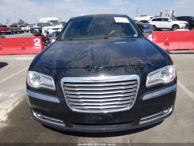 صورة 12 لـ 2014 Chrysler 300C
