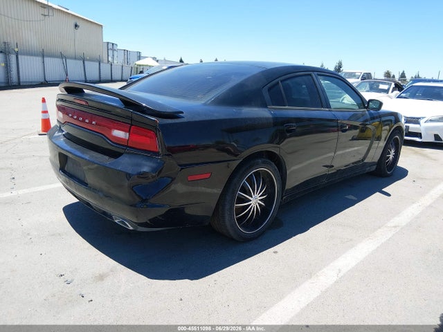 2014 Dodge CHARGER SE — фото 4