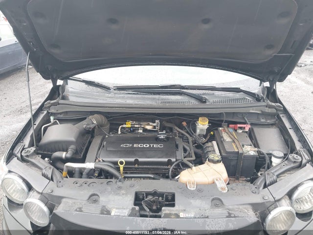 صورة 10 لـ 2016 Chevrolet SONIC LT AUTO
