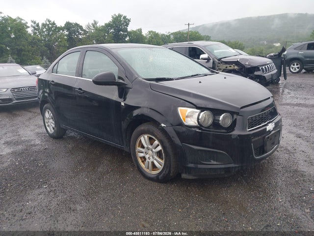 صورة 1 لـ 2016 Chevrolet SONIC LT AUTO