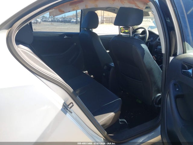 صورة 8 لـ 2011 Volkswagen JETTA 2.5L SE