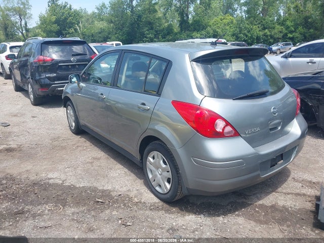 2009 Nissan VERSA 1.8S — фото 3