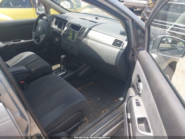 2009 Nissan VERSA 1.8S — фото 5
