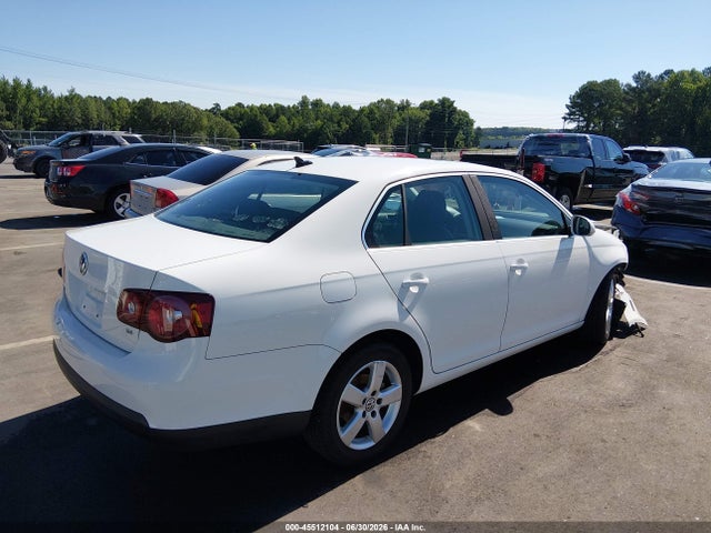 صورة 4 لـ 2009 Volkswagen JETTA SE