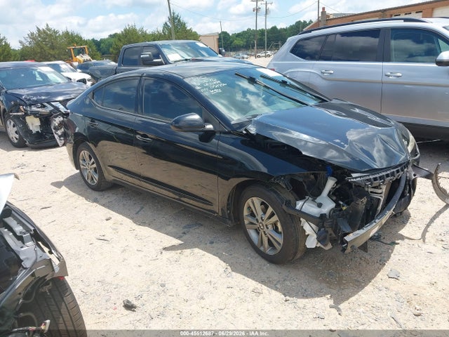 صورة 1 لـ 2017 Hyundai ELANTRA SE