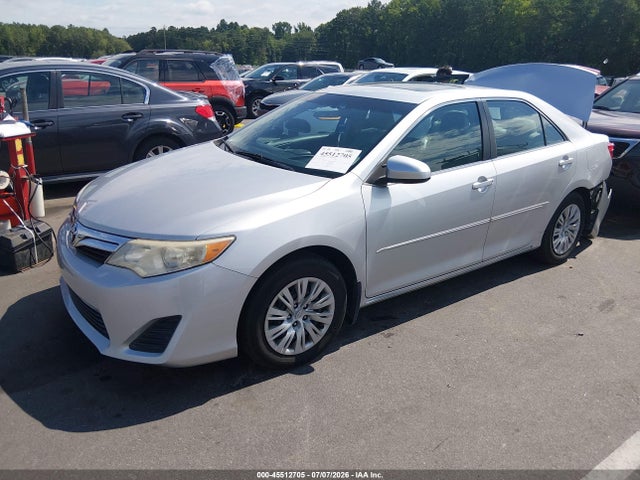 صورة 2 لـ 2013 Toyota CAMRY LE