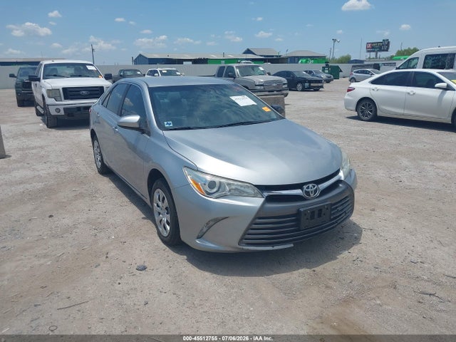 2017 TOYOTA CAMRY LE