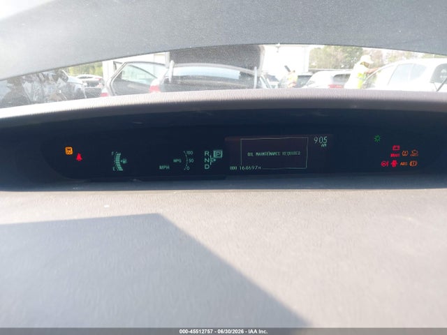 2010 Toyota PRIUS III photo 7