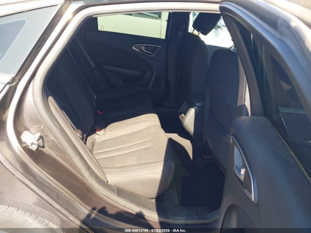 2015 Chrysler 200 LIMITED 照片 8