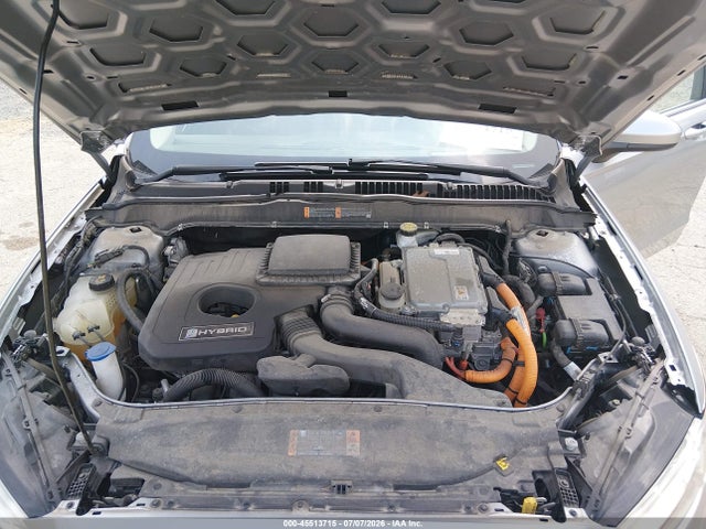صورة 10 لـ 2020 FORD FUSION HYBRID SE