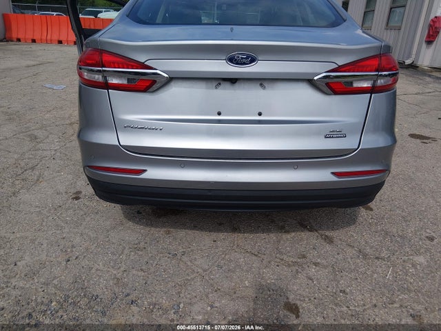 صورة 6 لـ 2020 FORD FUSION HYBRID SE