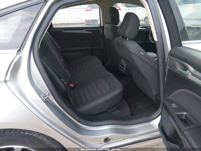 صورة 8 لـ 2020 FORD FUSION HYBRID SE