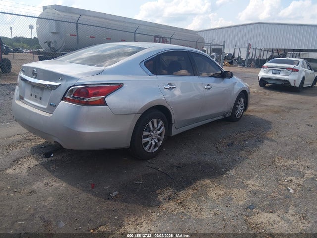 2013 Nissan ALTIMA 2.5 S — фото 4