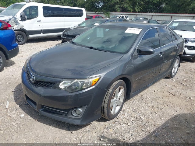 صورة 2 لـ 2013 Toyota CAMRY SE