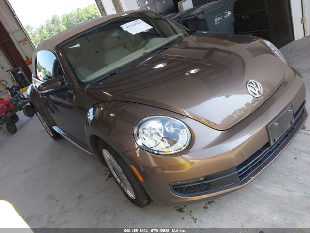 2014 Volkswagen BEETLE 1.8T 照片 1