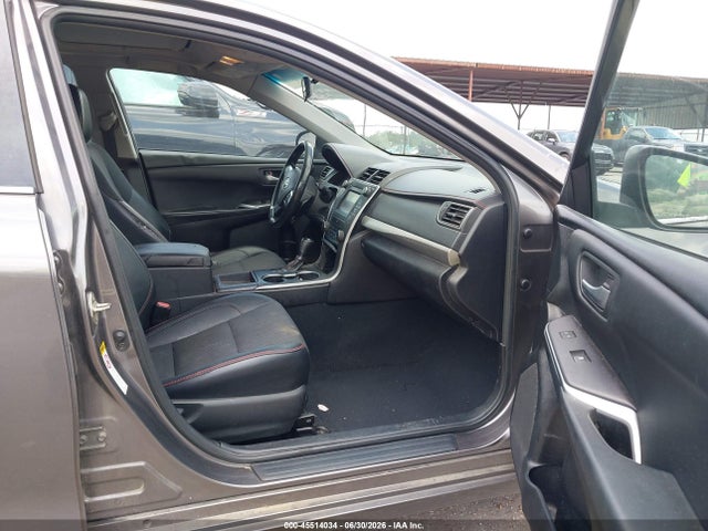 صورة 5 لـ 2016 Toyota CAMRY SE