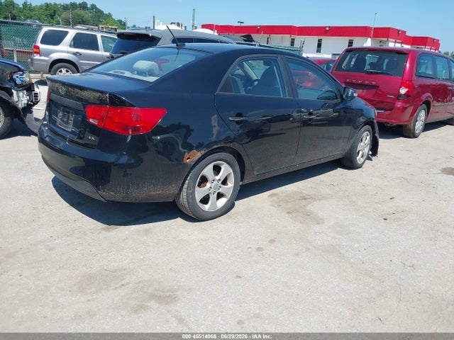 2010 KIA FORTE EX — миниатюра 4