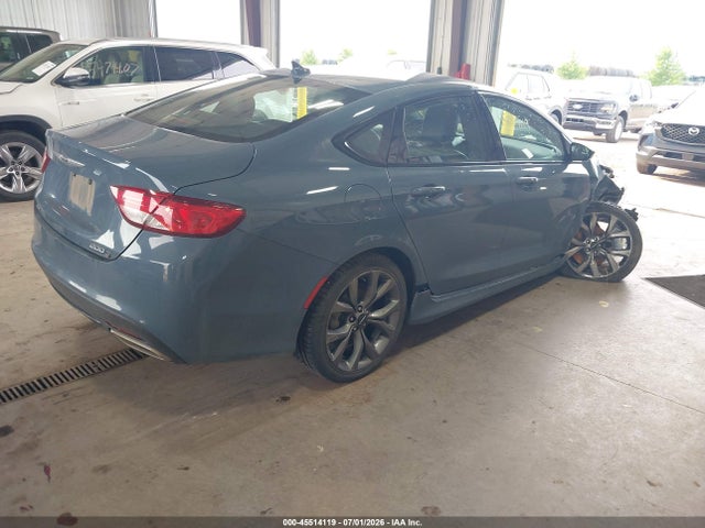 2015 Chrysler 200 S 照片 4