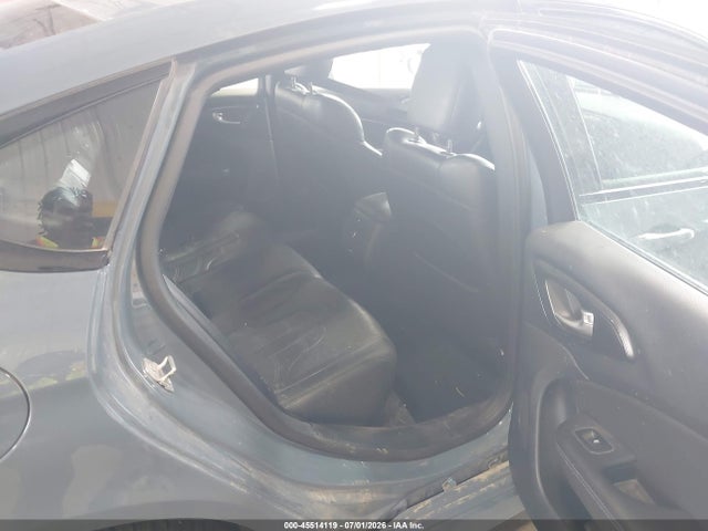 2015 Chrysler 200 S 照片 8