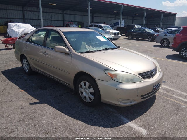 2002 TOYOTA CAMRY LE