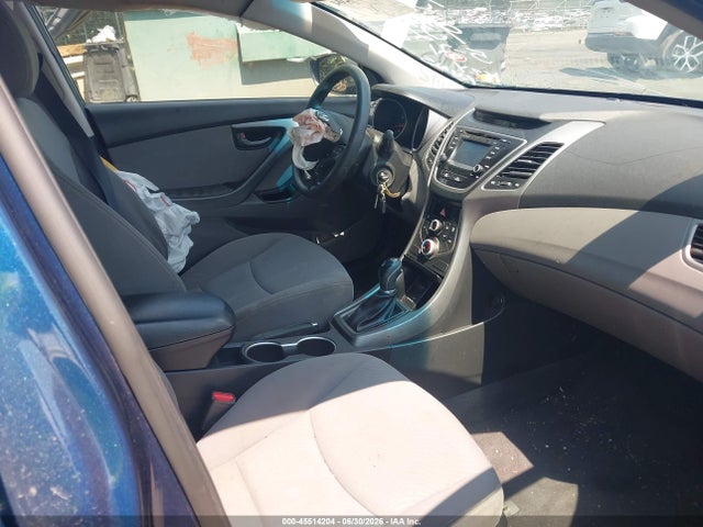 2016 Hyundai ELANTRA SE — фото 5