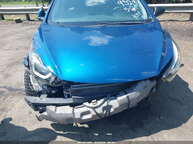 2016 Hyundai ELANTRA SE — фото 6