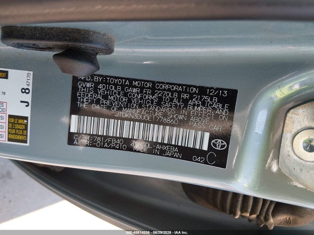 2014 Toyota PRIUS TWO — миниатюра 9