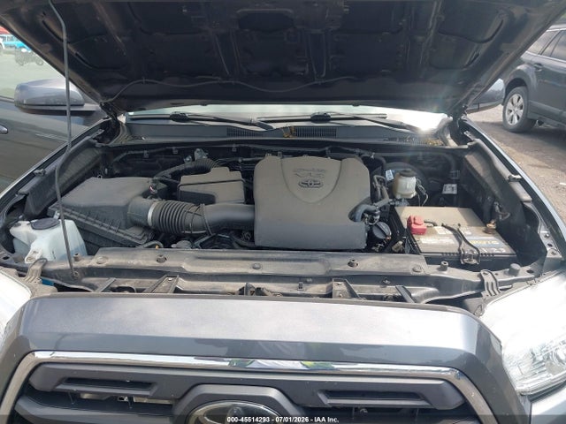 2019 Toyota TACOMA SR5 V6 — фото 10