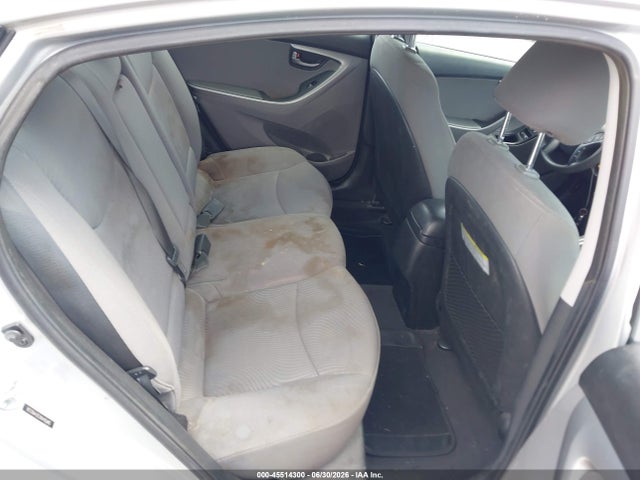 صورة 8 لـ 2014 Hyundai ELANTRA SE